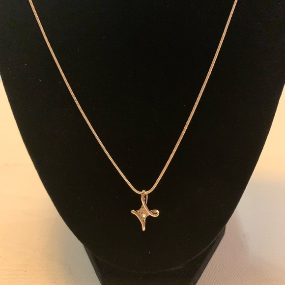 New 22” 925 Silver necklace with cross and rhinestone charm ( charm is not 925 ) - Picture 1 of 6